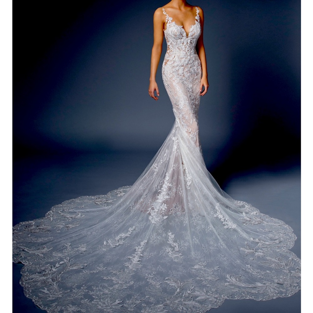 Elysee Courtenay Wedding Gown